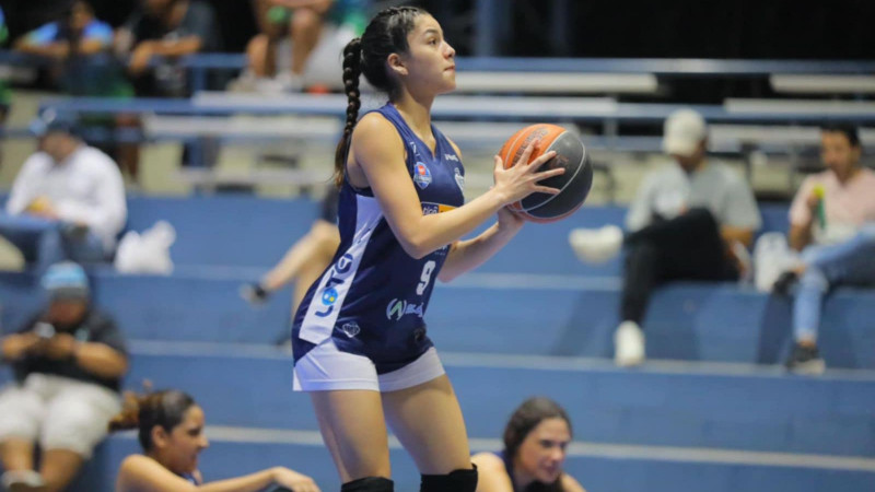 Paola Campos jugadora seleccionda baloncesto influencer 05