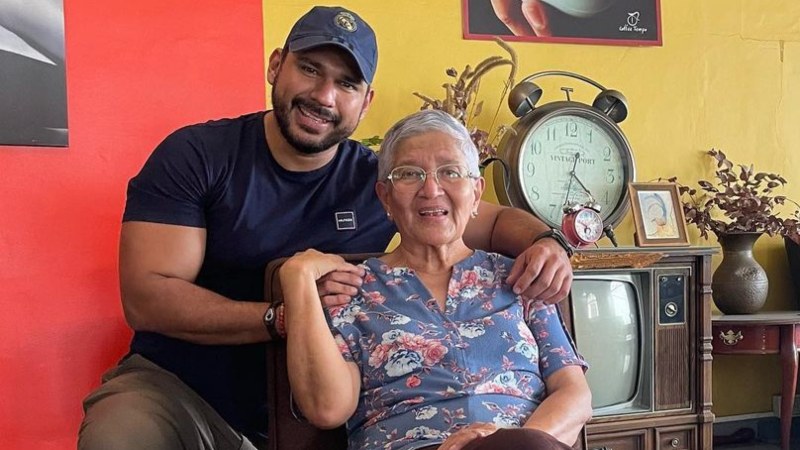 Federico Zeledón y su mamá Gricelda