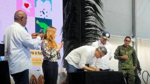 Carlos Calleja convenio negocios Colombia