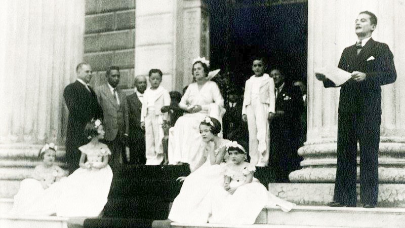 Pachita Tennant, primera reina de las fiestas patronales de San Salvador.