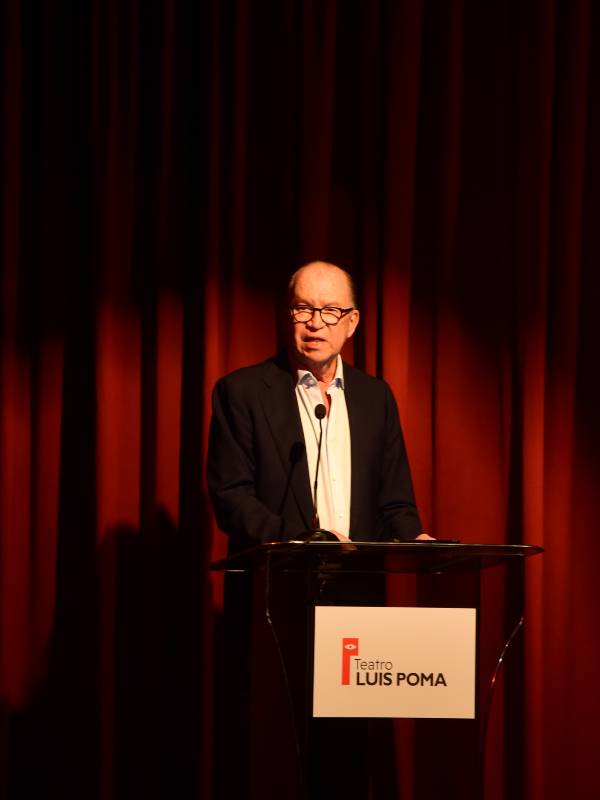 Ricardo Poma, en la presentación del libro del Teatro Luis Poma