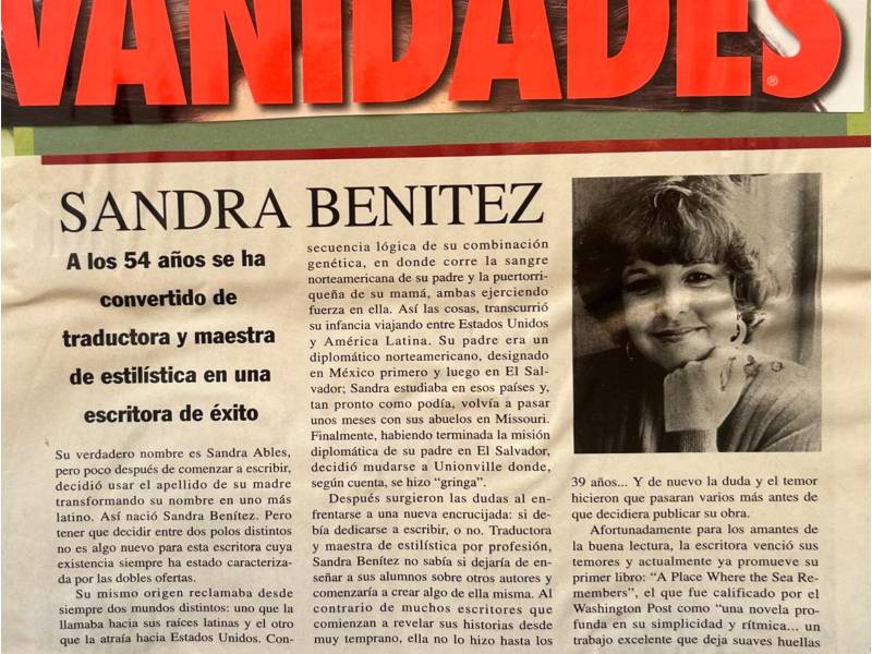 Sandra Benitez en Vanidades