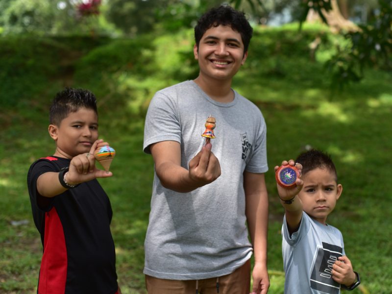 Juegos y juguetes tradicionales