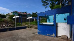 Escuela abandonada en Ilobasco