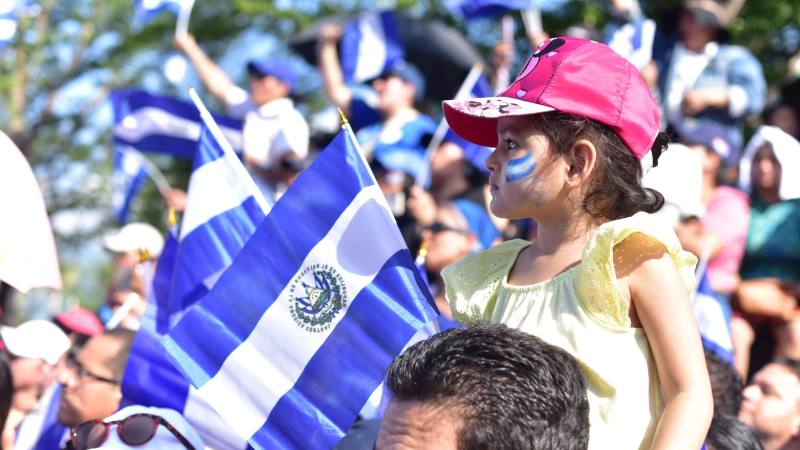 Desfile independencia el salvador