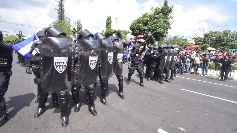 desfile de independencia el salvador