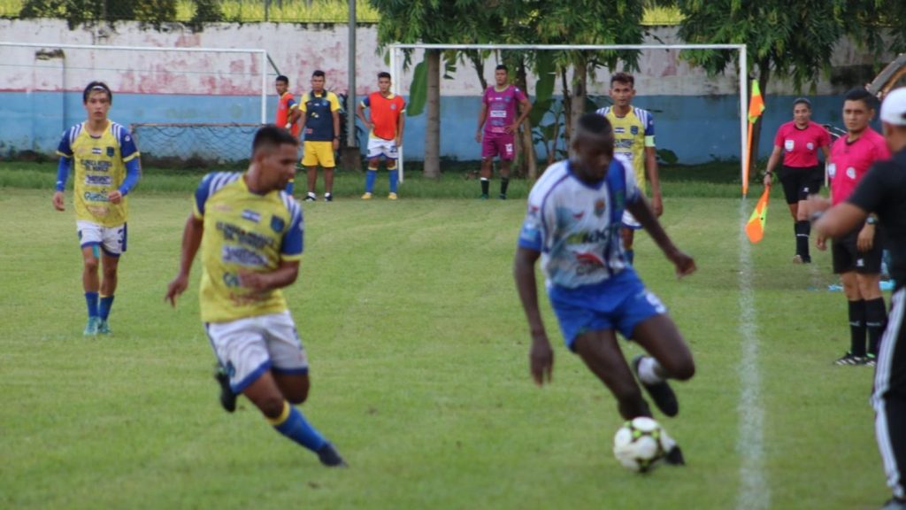 CANCHA alexander longa topiltzin segunda division futbol el salvador 01