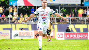 Emerson Mauricio Alianza lesion Selecta goles