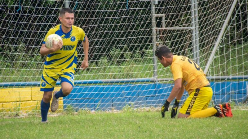 Romel Mejia jugador profesional mercado 05