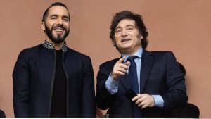 Bukele reunido con Milei en Argentina.