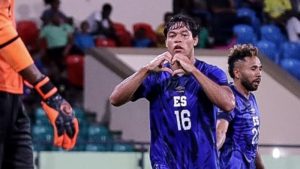 francis castillo selecta el salvador futbol san vicente y las granadinas liga naciones concacaf partido uno octubre 2024 02