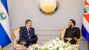 rodrigo chaves y nayib bukele