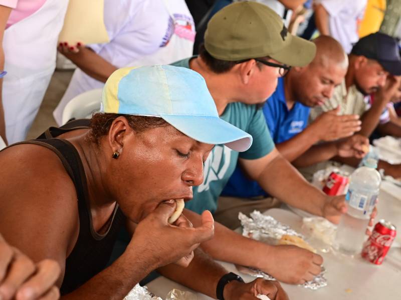 Comilona de Pupusas en Olocuilta