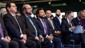 Mauricio Pineda, Miguel Kattán y Félix Ulloa en Conferencia Internacional sobre Estado y Democracia