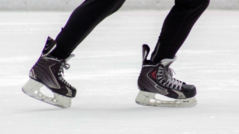 patinar sobre hielo