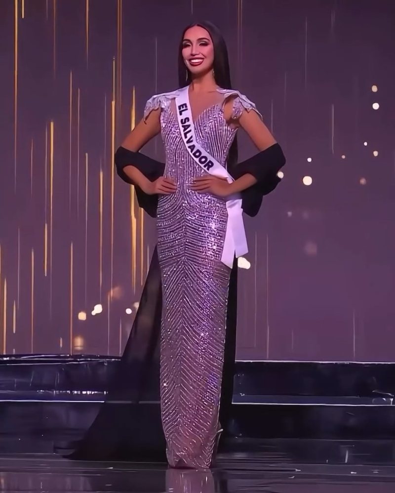 Florence García, delegada de El Salvador, en la preliminar de Miss Universo 2024, en México