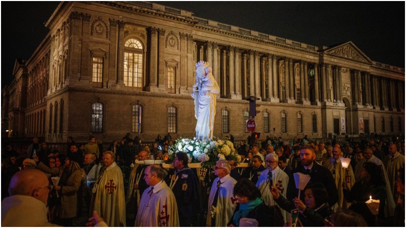 Virgen Maria- Notre Dame -Paris