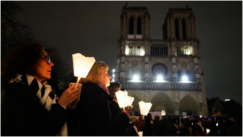 Virgen Maria- Notre Dame -Paris