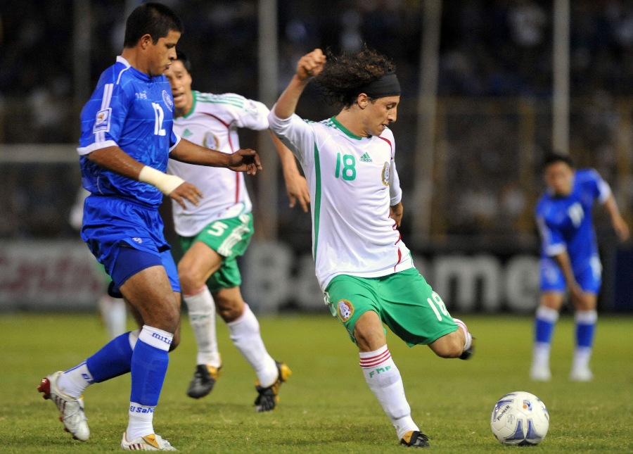 andres guardado futbol mexico el salvador selecta eliminatorias mundialistas sudafrica 2009 cuscatlan retiro 02