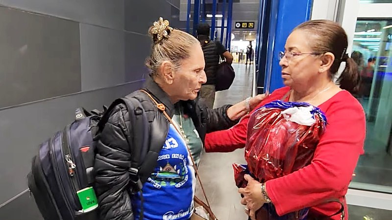 Yajaira en el aeropuerto