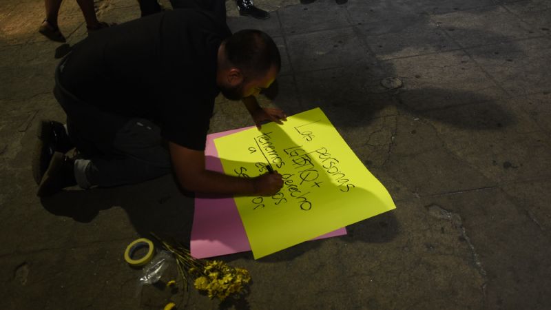 El cierre es catalogado por los manifestante como una exclusión del centro histórico a este grupo poblacional y a la clase obrera. Foto EDH/ Menly González