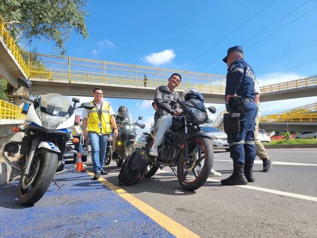 Control de agentes de Tránsito y Policía. / Foto Archivo