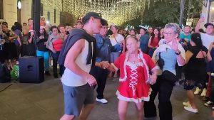 Yajaira en Villa Navideña