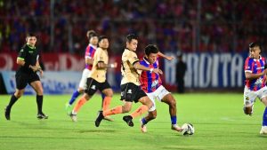 aguila reacciones clasico 02