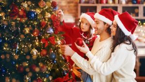 En un mundo cada vez más acelerado, dedicar tiempo a la familia durante la Navidad también permite reconectar y valorar lo verdaderamente esencial: estar juntos. | Fotos: Shutterstock