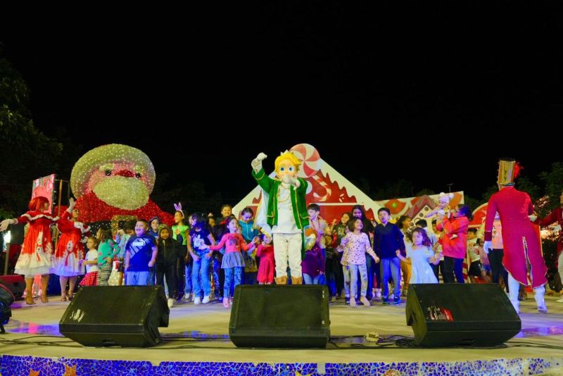 En El Principito se realizan show navideños los fines de semana.