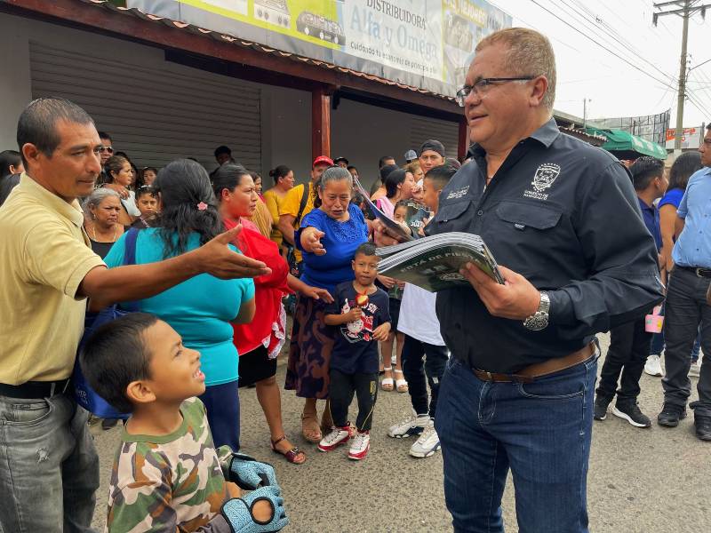 Desfile del correo en Juayúa 2025