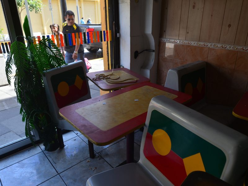 Mia Pizza cerro su sucursal en la Avenida España. Restaurante de pizza tradicional del centro de San Salvador.