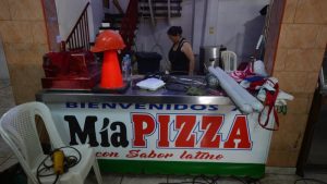 Mia Pizza cerro su sucursal en la Avenida España. Restaurante de pizza tradicional del centro de San Salvador.