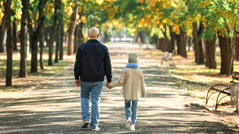 Caminata abuelos y nietos