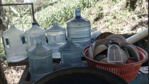Usuarios mencionan que se han quedado sin suministros de agua. Foto / Referencia