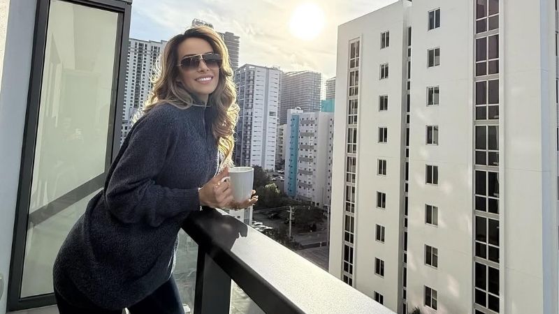 Luciana Sandoval disfruta vacaciones en Brickell, Miami. / 