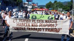 Profesor acompañando en segunda Marcha Blanca