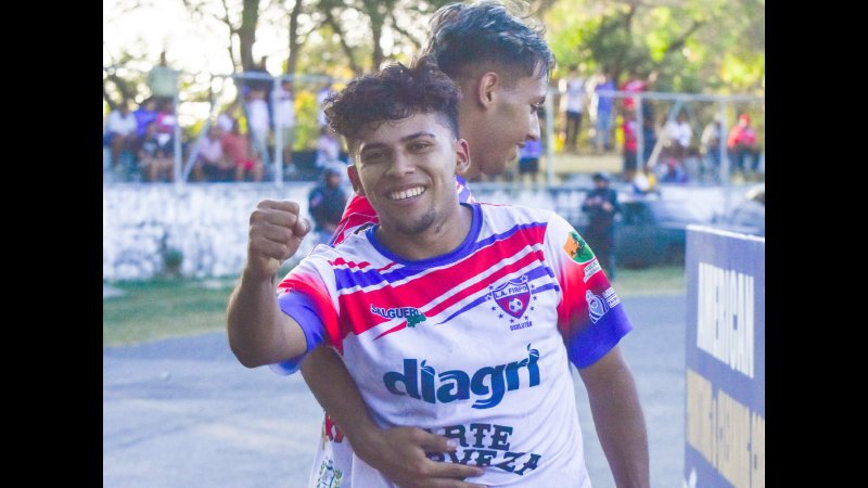 Nelson Diaz de Luis Ángel Firpo celebra su primer gol del Clausura 2025 ante CD Platense. Foto: Cortesía L.Á. Firpo