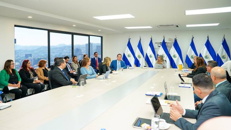 Reunión para la organización de las elecciones legislativas y municipales de 2027. Foto cortesía.