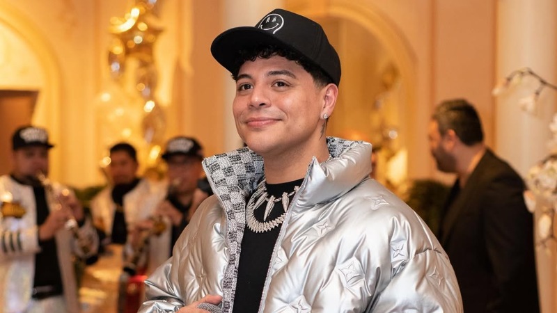 Eduin Caz recientemente fue operado de las cuerdas vocales.  / 