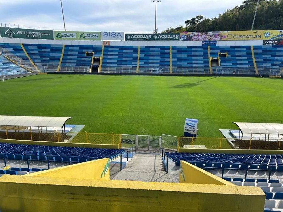 estadio cuscatlan grama terreno de juego el salvador 2025 02