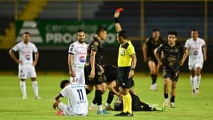 4444Alianza-expulsion-Juan-Carlos-Portillo-Metapan-ida-cuartos-1