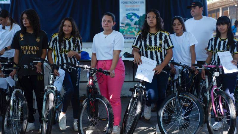 Donación- Bicicletas- 31- San Marcelino- Las Isletas