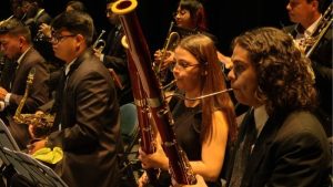 Orquesta Filarmónica en concierto.