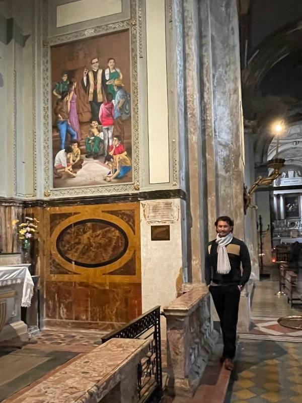 Pintor Eleazar Sanchez abre brecha en Italia