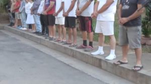 Los sospechosos son acusados por varios delitos, entre ellos, tres homicidios. Foto: FGR