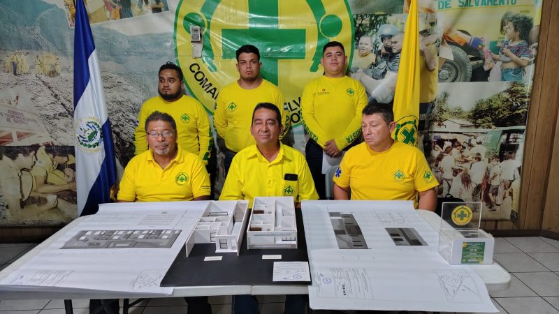 El organismo brinda asistencia prehospitalaria en una treintena de seccionales a nivel nacional. Foto: Comandos de Salvamento
