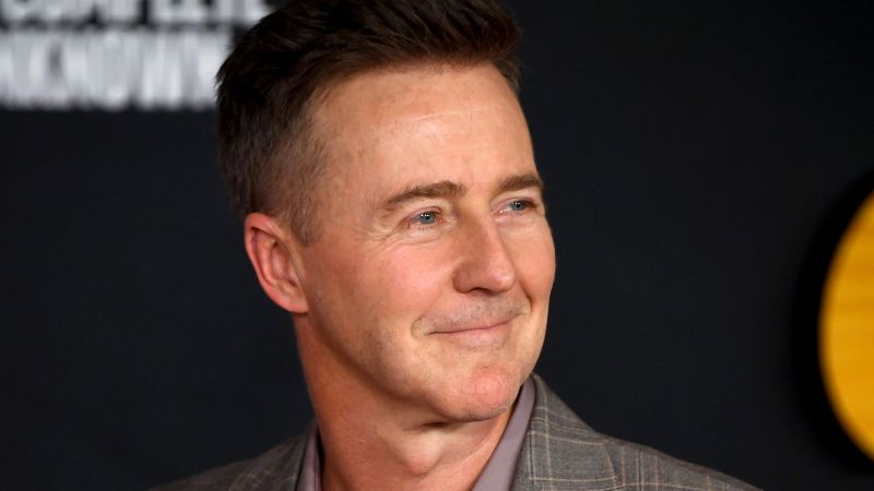 Edward Norton, "Un completo desconocido"