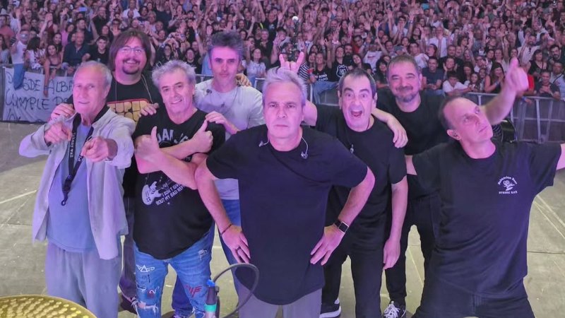 La agrupación española Hombres G lanzará en abril su disco “¿Por qué no ser amigos?”. / 