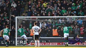 liverpool plymouth fa cup ridiculo mundial video 2025 02